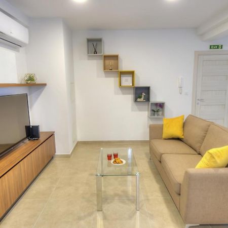 Spacious And Tastefully Furnished 2 Bedroom Apartment Ddif1-3 Gzira Exterior photo