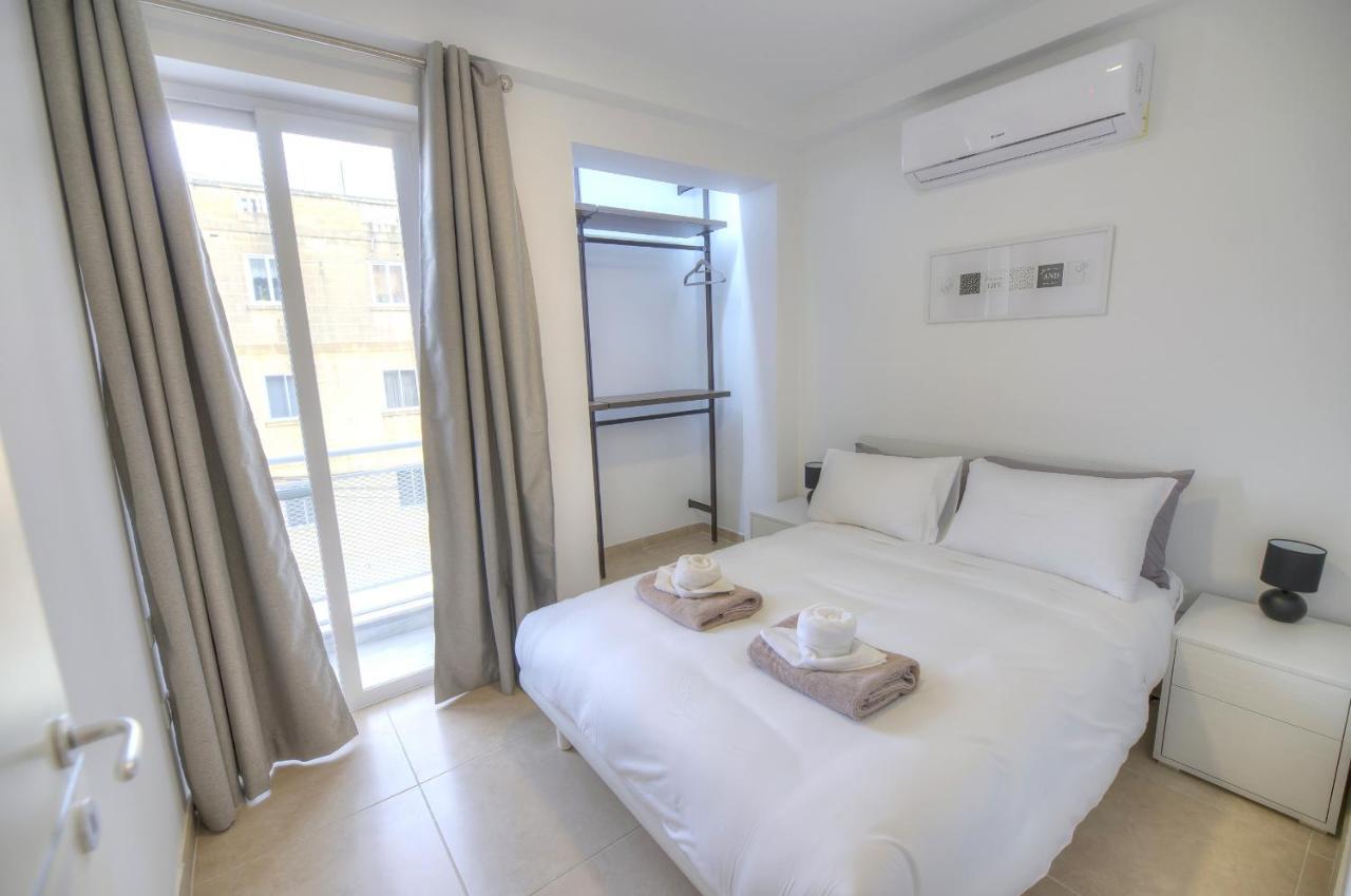 Spacious And Tastefully Furnished 2 Bedroom Apartment Ddif1-3 Gzira Exterior photo